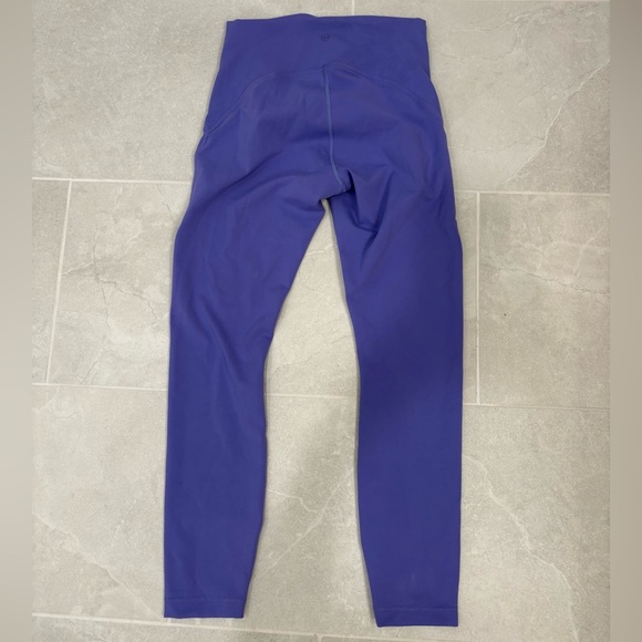 Lululemon InStill High-Rise 25’’ Tight in Charged Indigo Size 6 - Picture 12 of 12